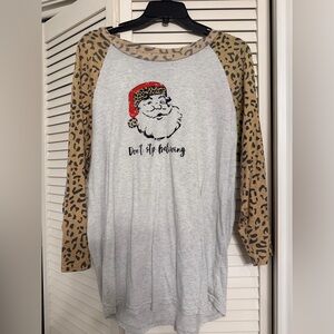 Maripe Gray Top with Leopard Print and Santa Graphic